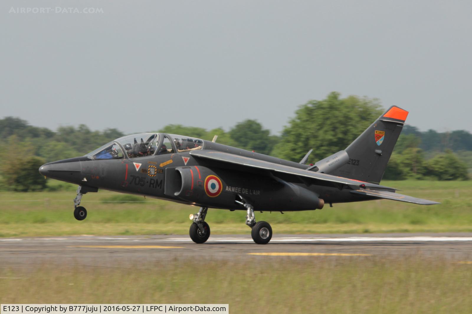 E123, Dassault-Dornier Alpha Jet E C/N E123, at Creil