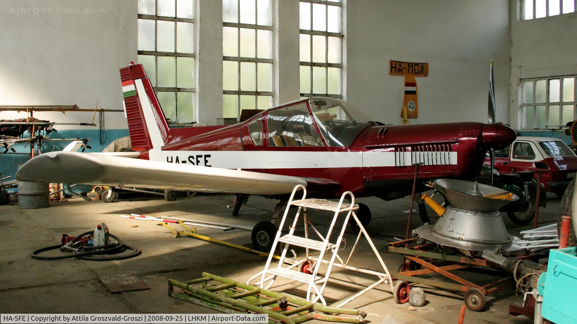 HA-SFE, 1979 Zlin Z-42M C/N 017906, Kunmadaras Airport, Hungary