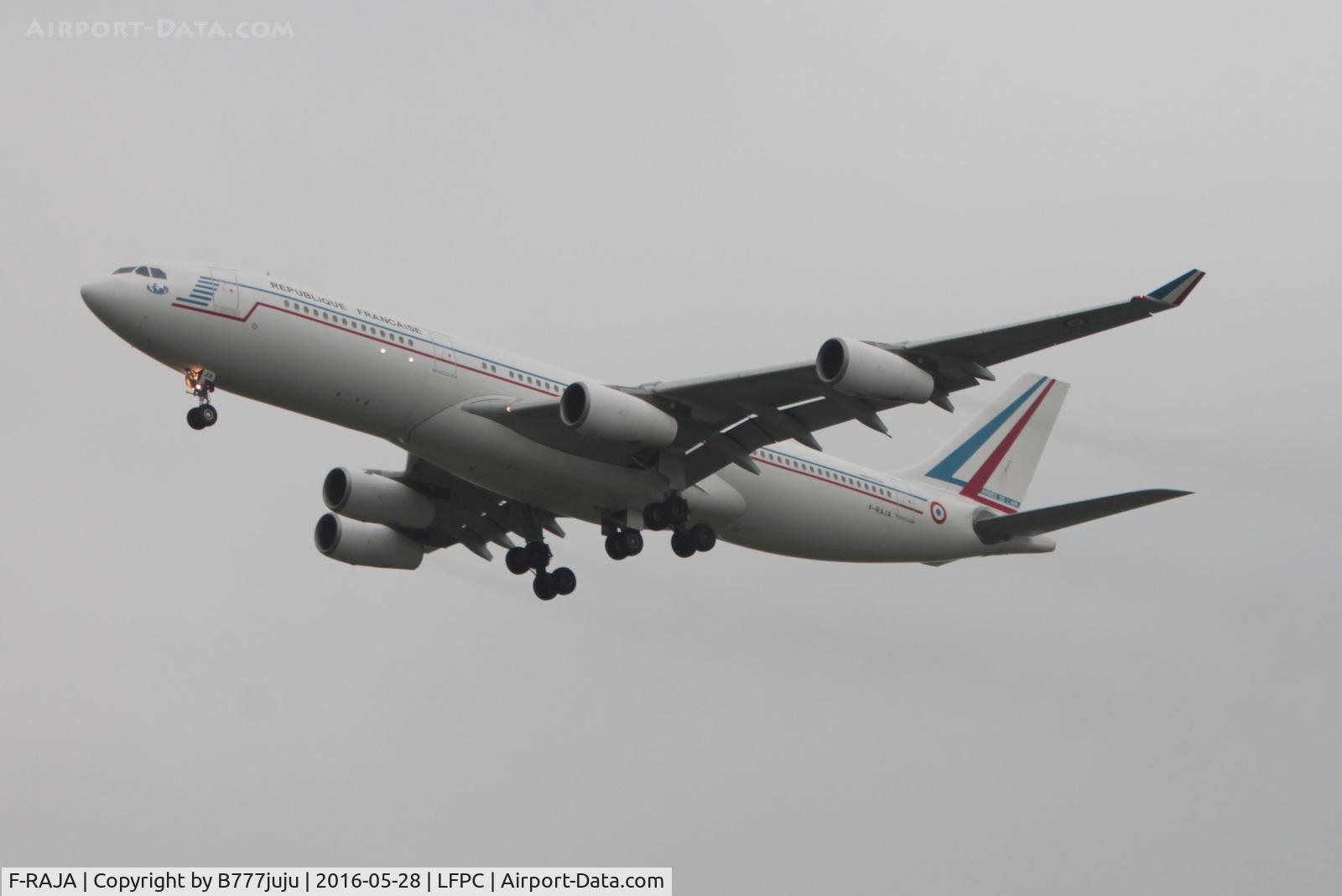 F-RAJA, 1995 Airbus A340-212 C/N 075, at Creil