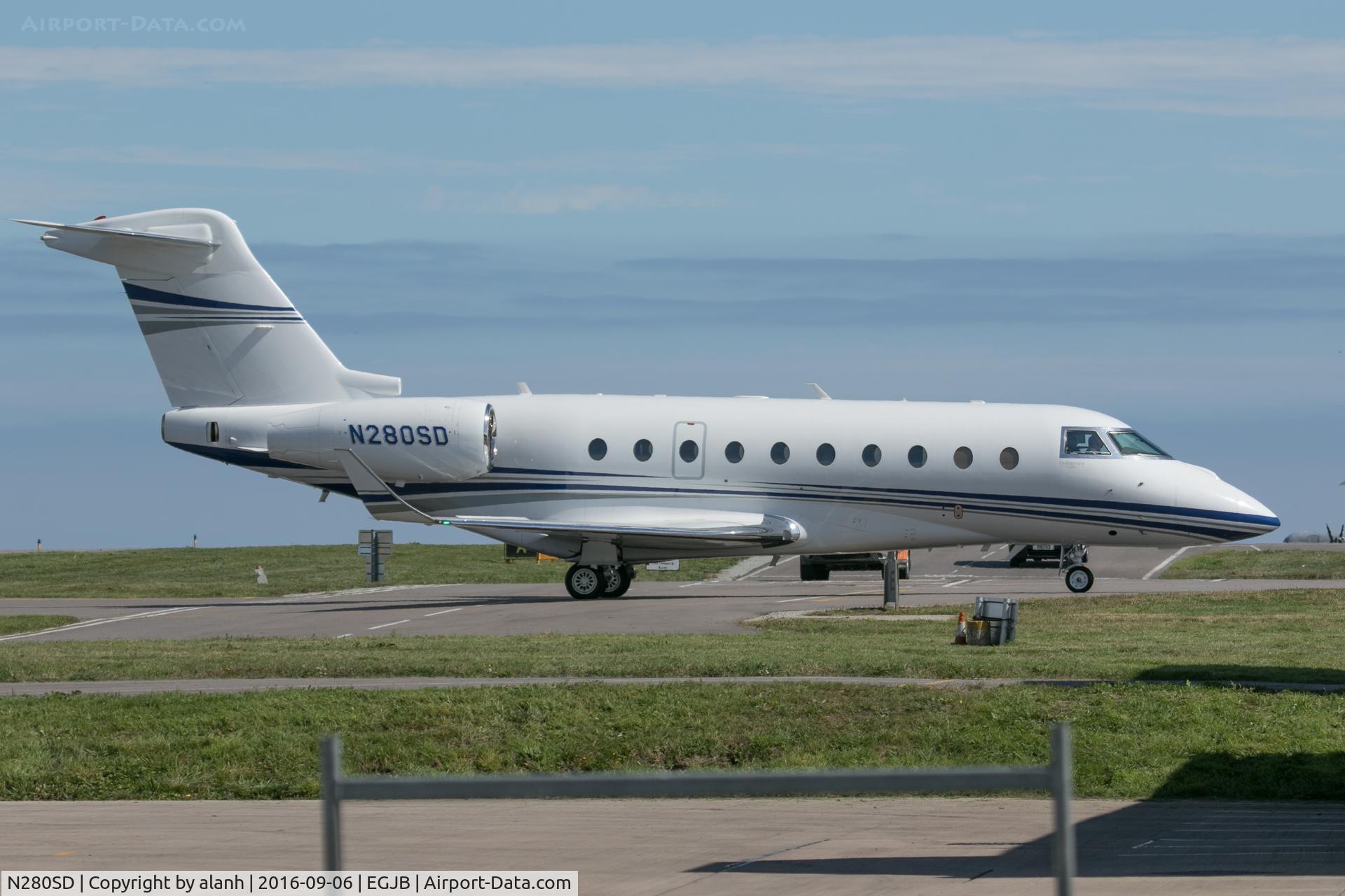 N280SD, 2015 Israel Aircraft Industries Gulfstream G280 C/N 2080, Taxying to ASG