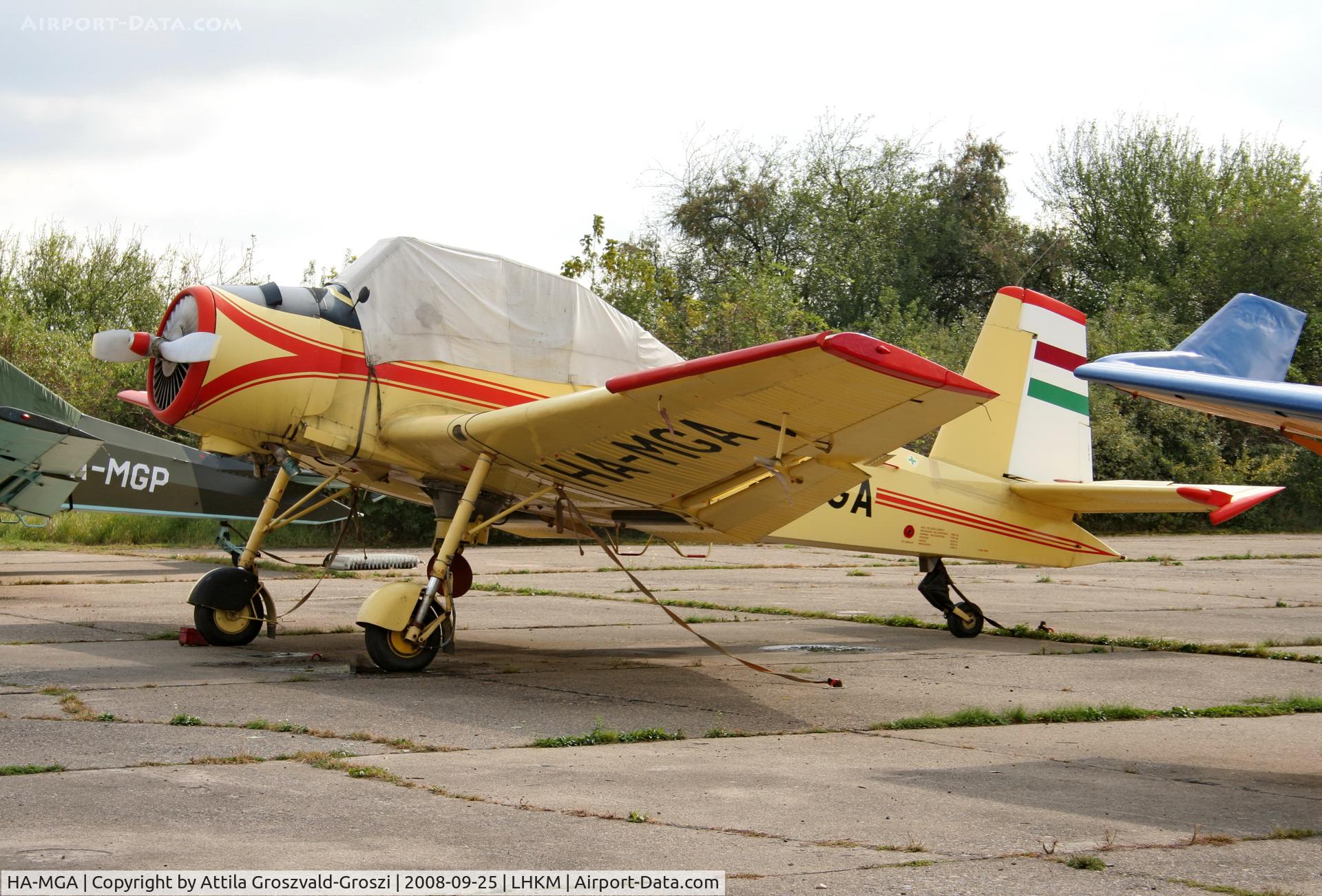 HA-MGA, 1969 Let Z-37A Cmelak C/N 10-03, Kunmadaras Airport, Hungary