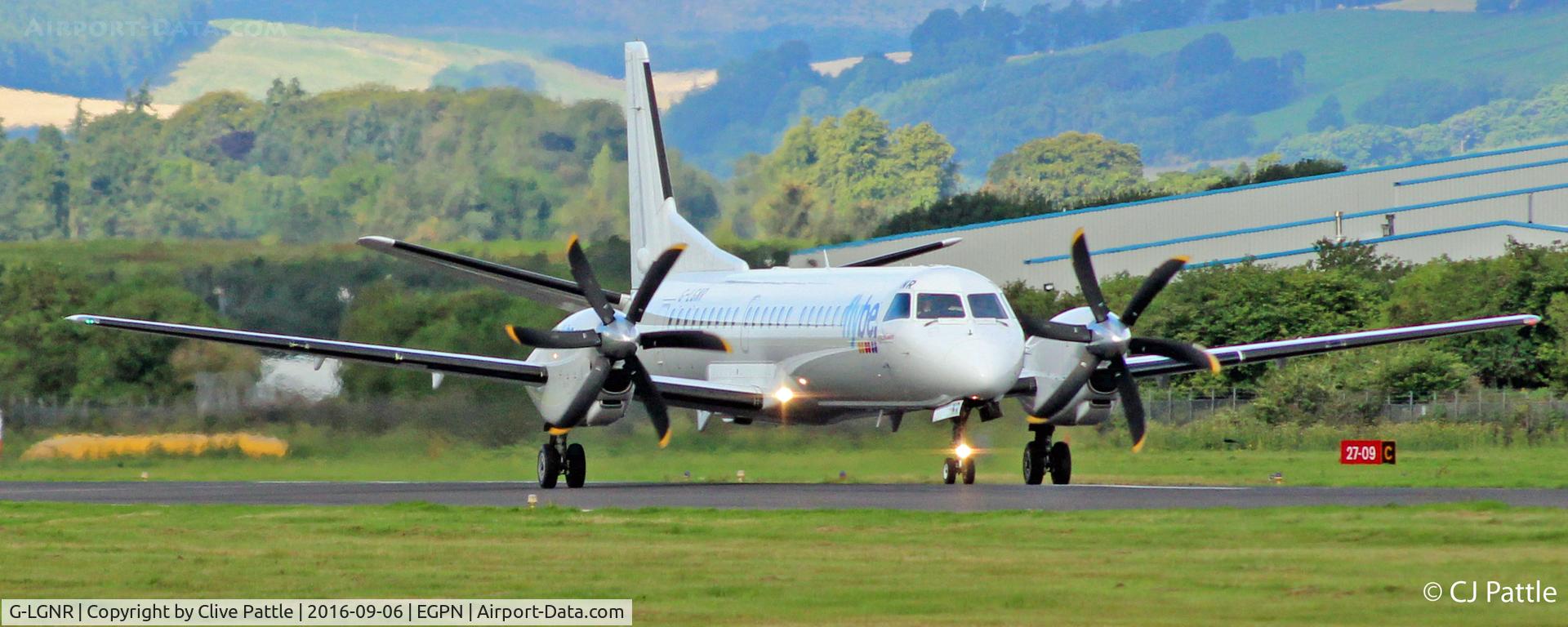 G-LGNR, 1993 Saab 2000 C/N 2000-004, at Dundee EGPN