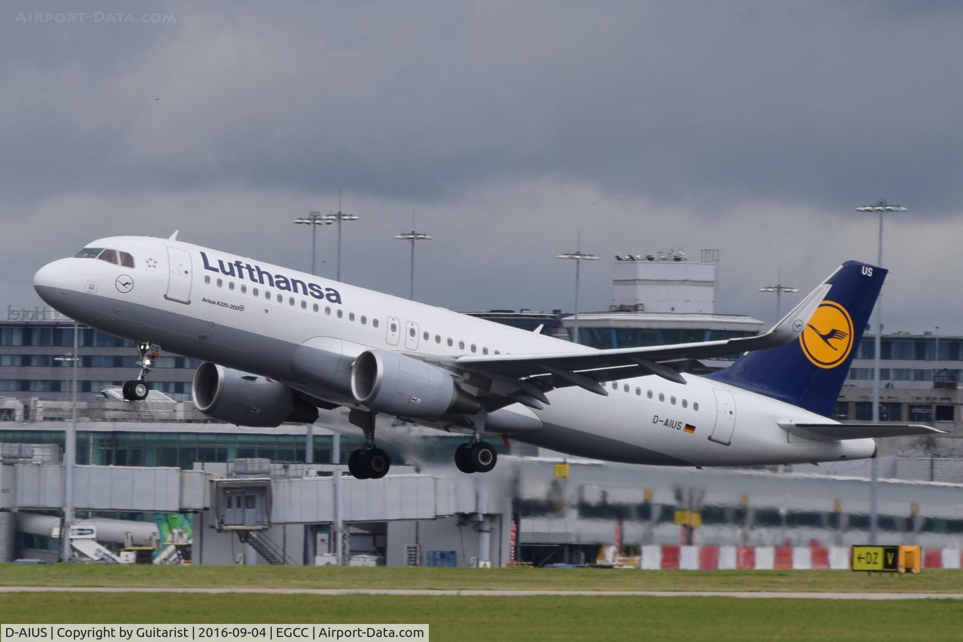 D-AIUS, 2016 Airbus A320-214 C/N 7024, At Manchester