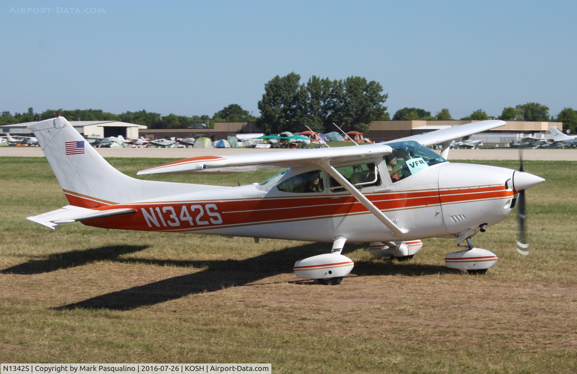 N1342S, 1976 Cessna 182P Skylane C/N 18264905, Cessna 182P