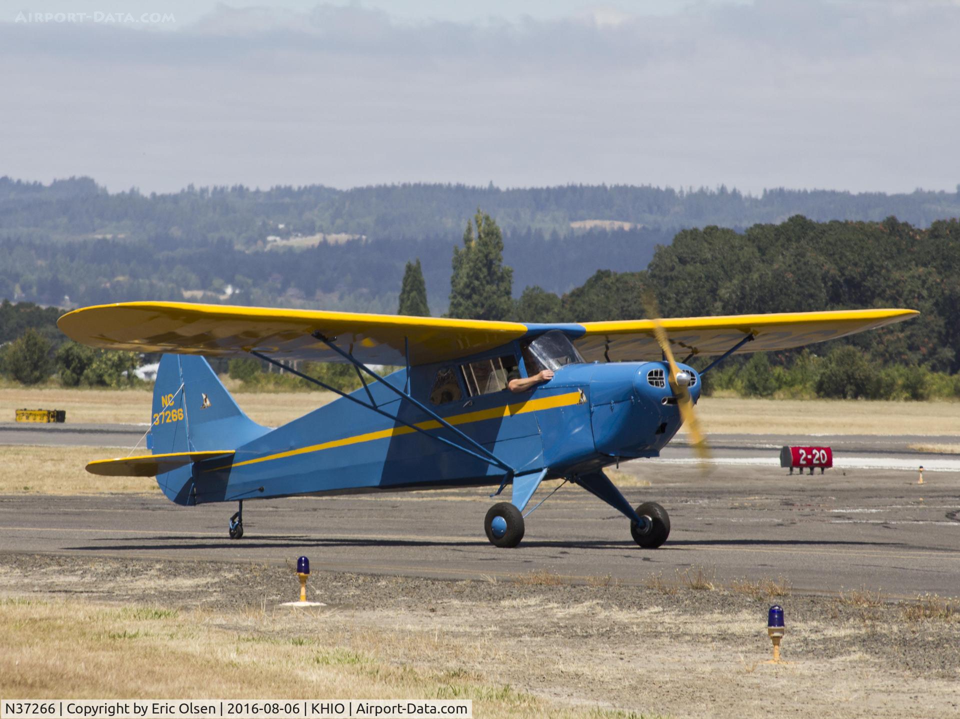 N37266, 1941 Interstate S-1A Cadet C/N 109, 1941 Interstate at the Oregon International Air show