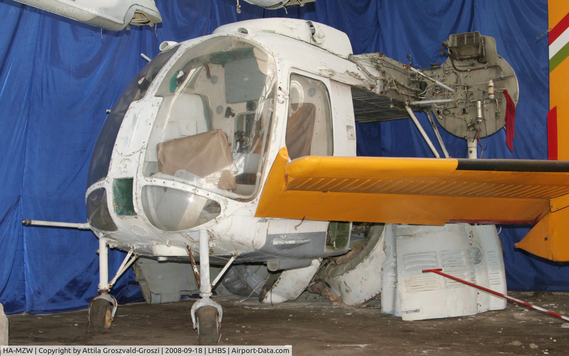 HA-MZW, 1973 Kamov Ka-26 Hoodlum C/N 7304006, Budaörs Airport, Hungary