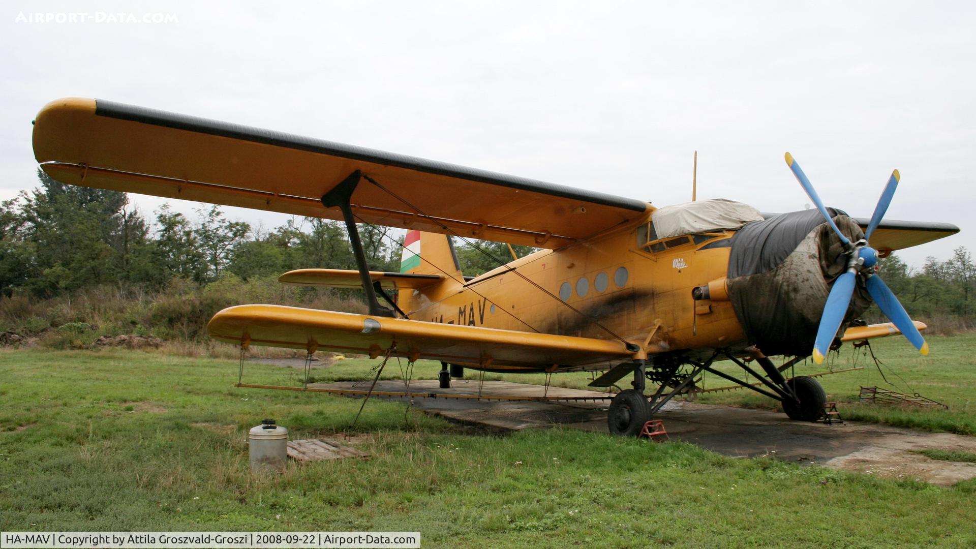 HA-MAV, 1985 PZL-Mielec An-2R C/N 1G211-15, Orosháza, agricultural airport and take-off field