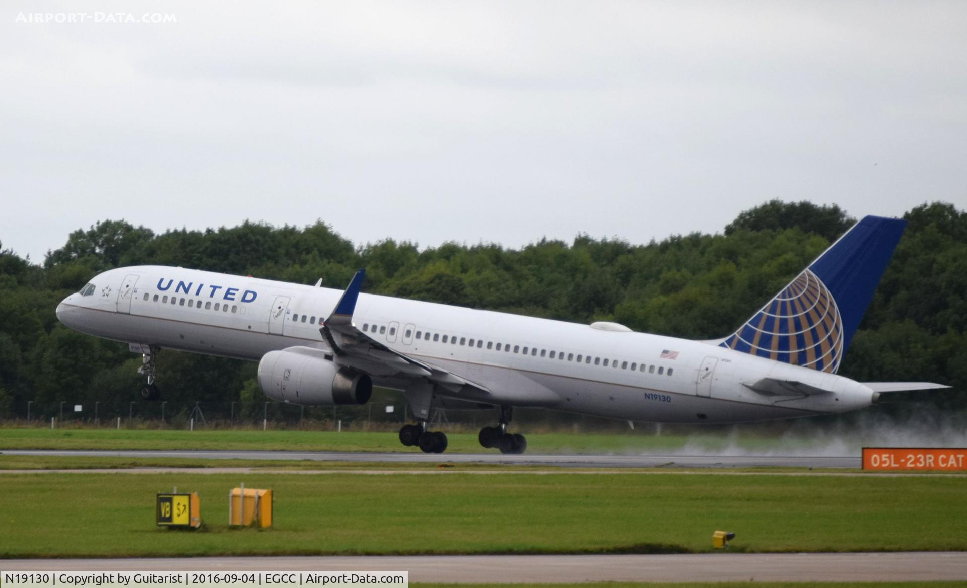 N19130, 1998 Boeing 757-224/ER C/N 28970, At Manchester