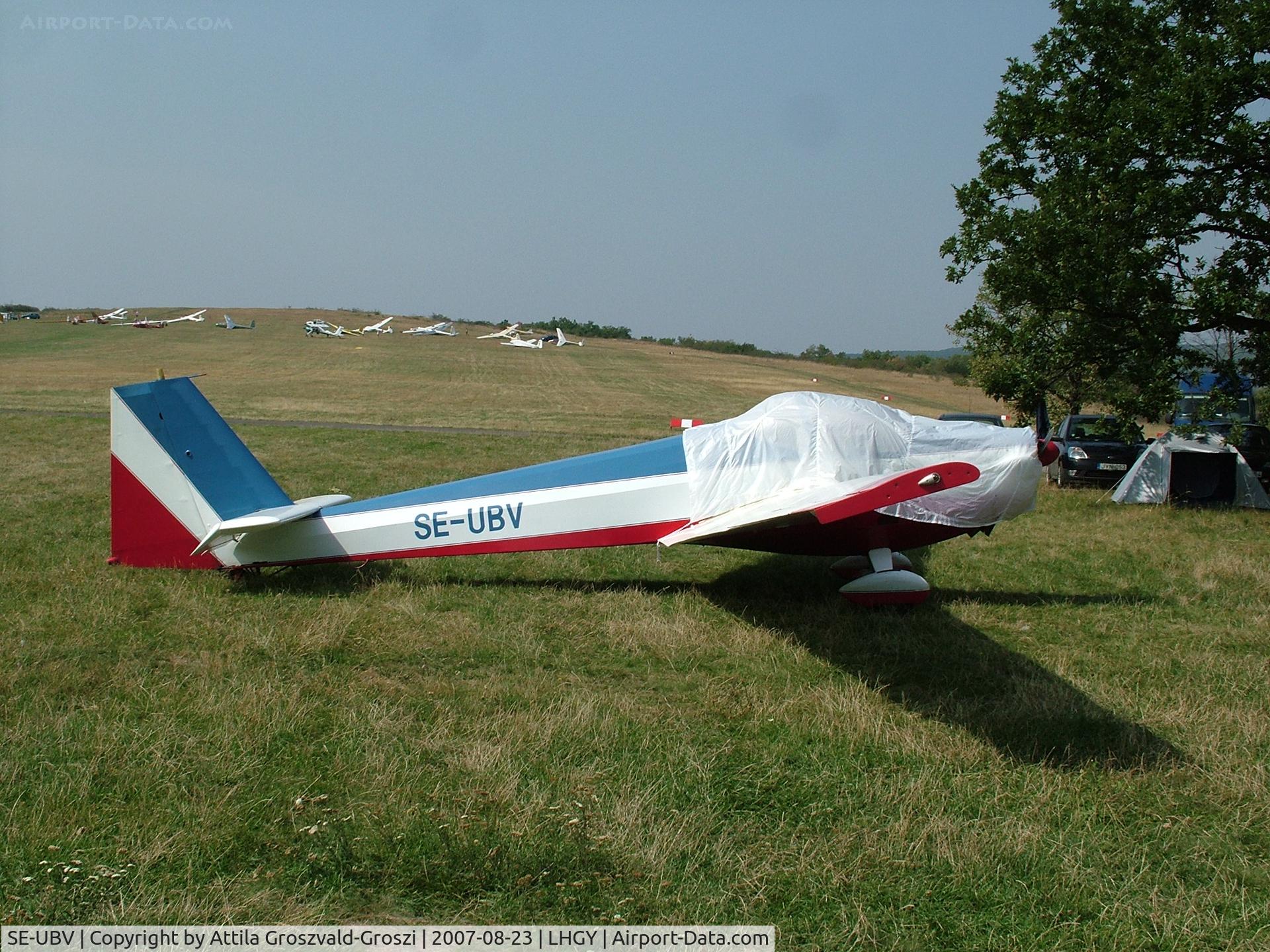 SE-UBV, 1982 Scheibe SF-25C Falke C/N 44325, Gyöngyös-Pipishegy Airport, Hungary