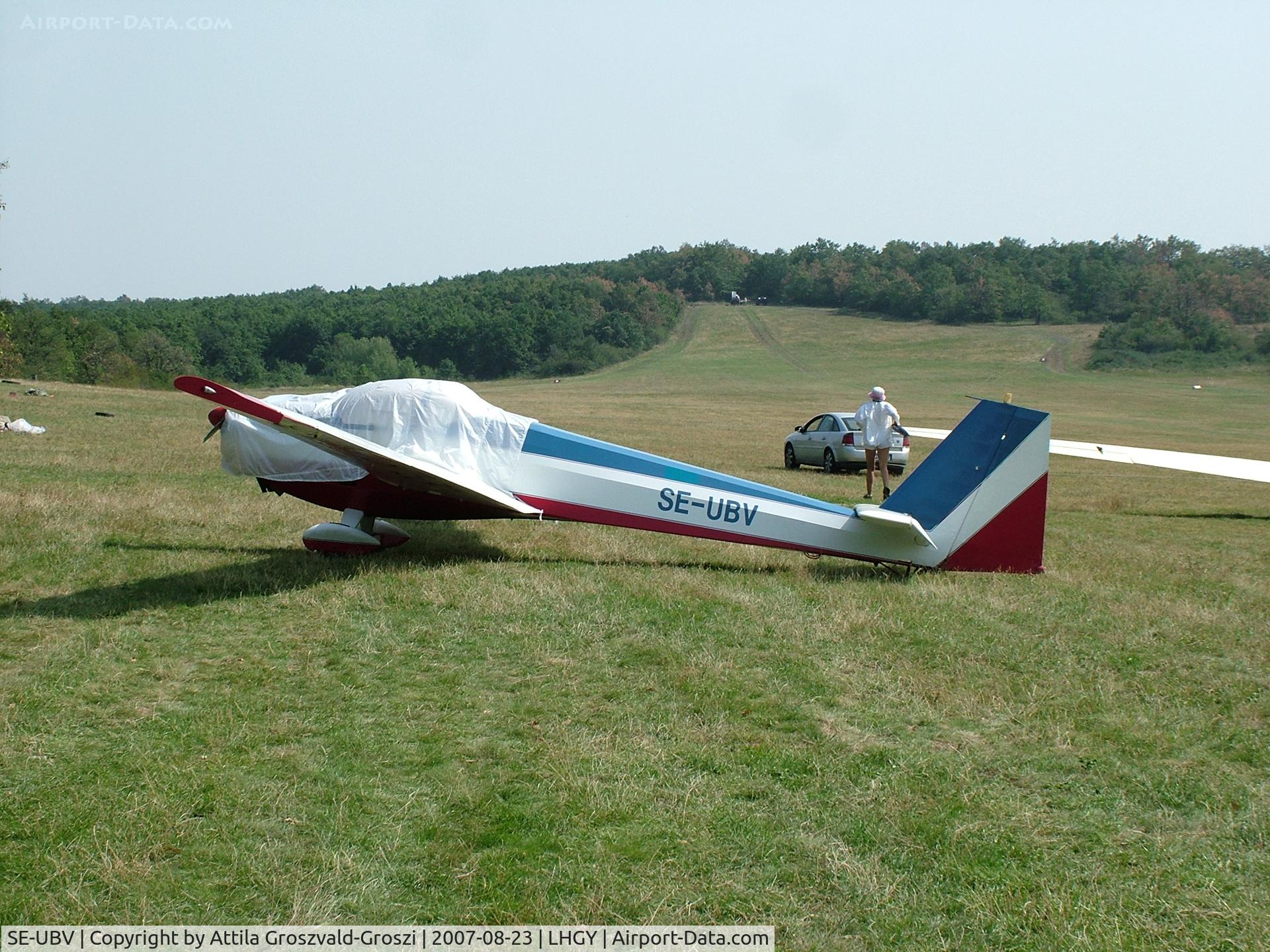 SE-UBV, 1982 Scheibe SF-25C Falke C/N 44325, Gyöngyös-Pipishegy Airport, Hungary