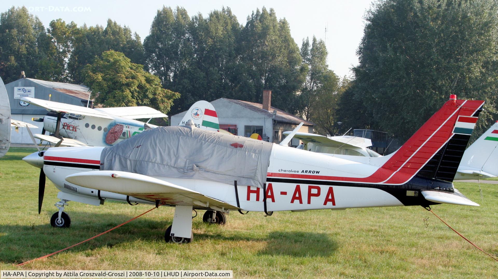 HA-APA, 1975 Piper PA-28R-200 Cherokee Arrow II C/N 28R-7535328, Szeged Airport, Hungary