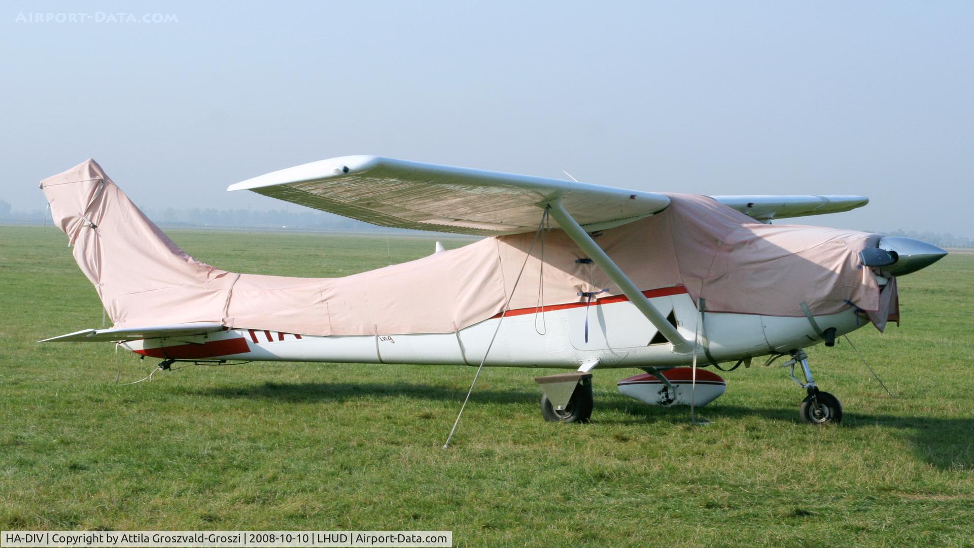 HA-DIV, 1961 Cessna 182D Skylane C/N 18253449, Szeged Airport, Hungary