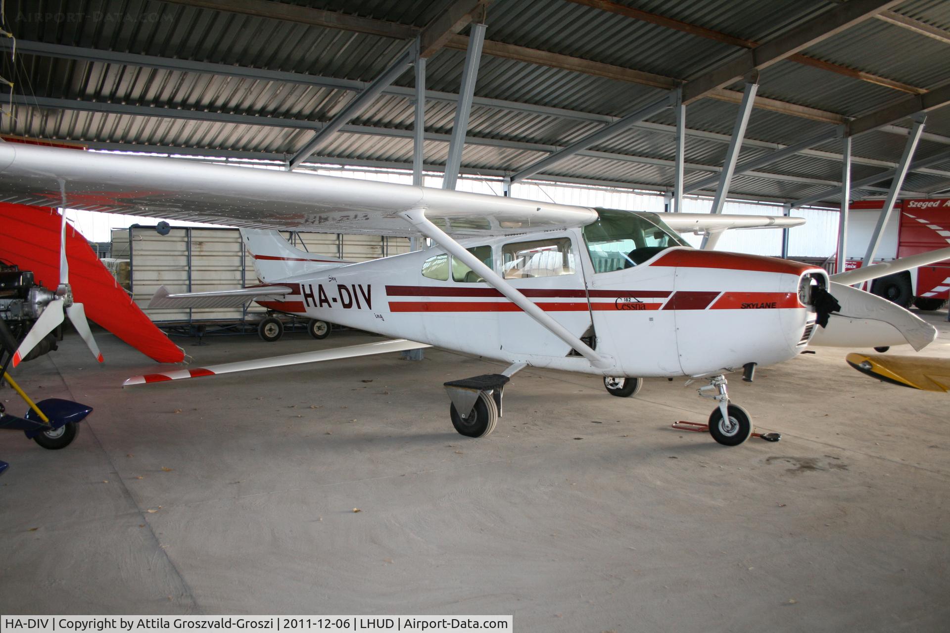 HA-DIV, 1961 Cessna 182D Skylane C/N 18253449, Szeged Airport, Hungary
