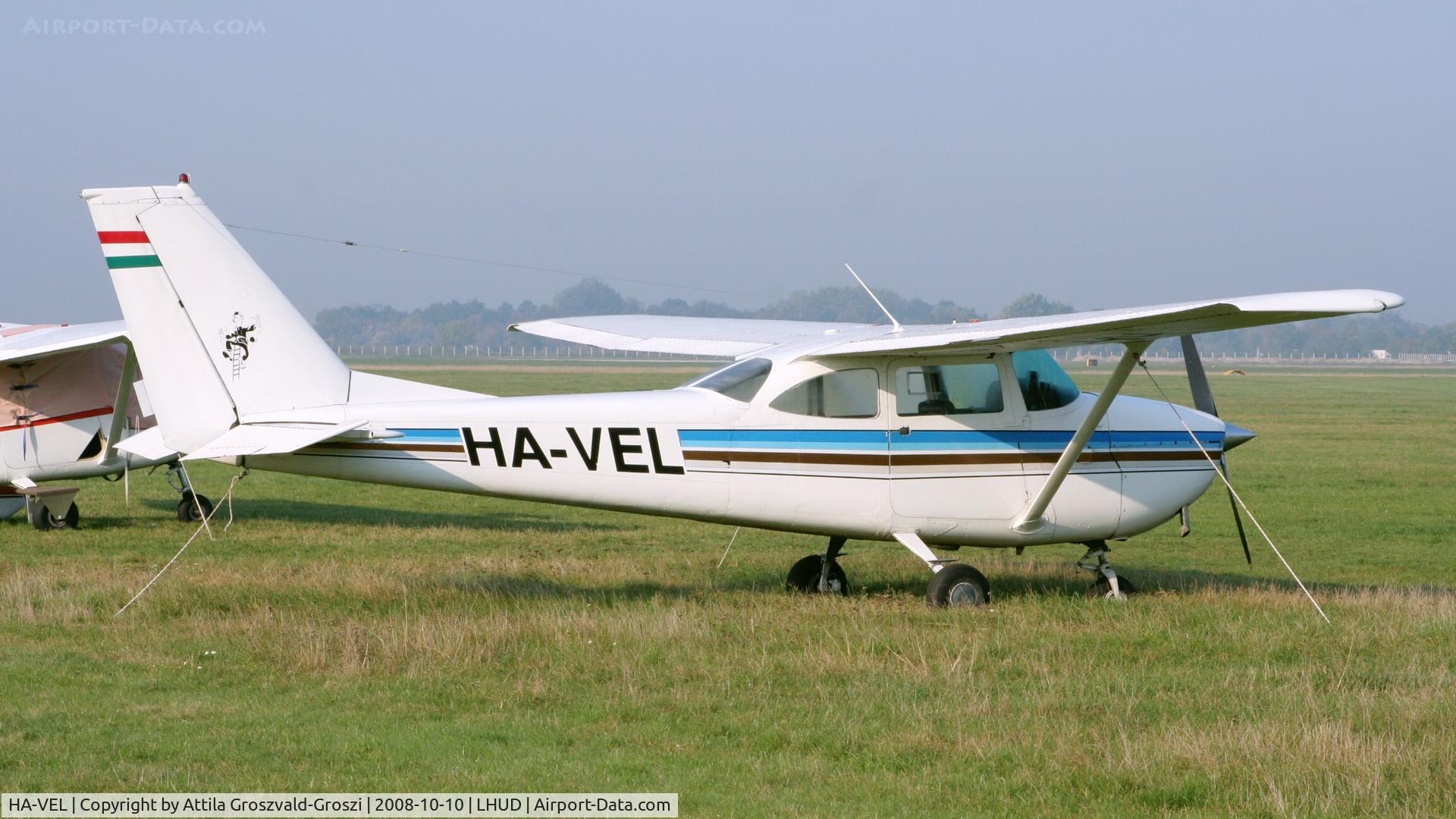 HA-VEL, 1969 Reims F172H Skyhawk C/N 0534, Szeged Airort, Hungary