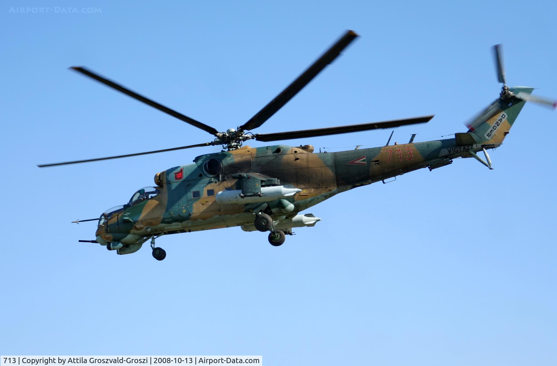 713, 1985 Mil Mi-24V Hind E C/N 220713, Veszprém, Jutas-Ujmajor. The Hungarian airforce is his practising base