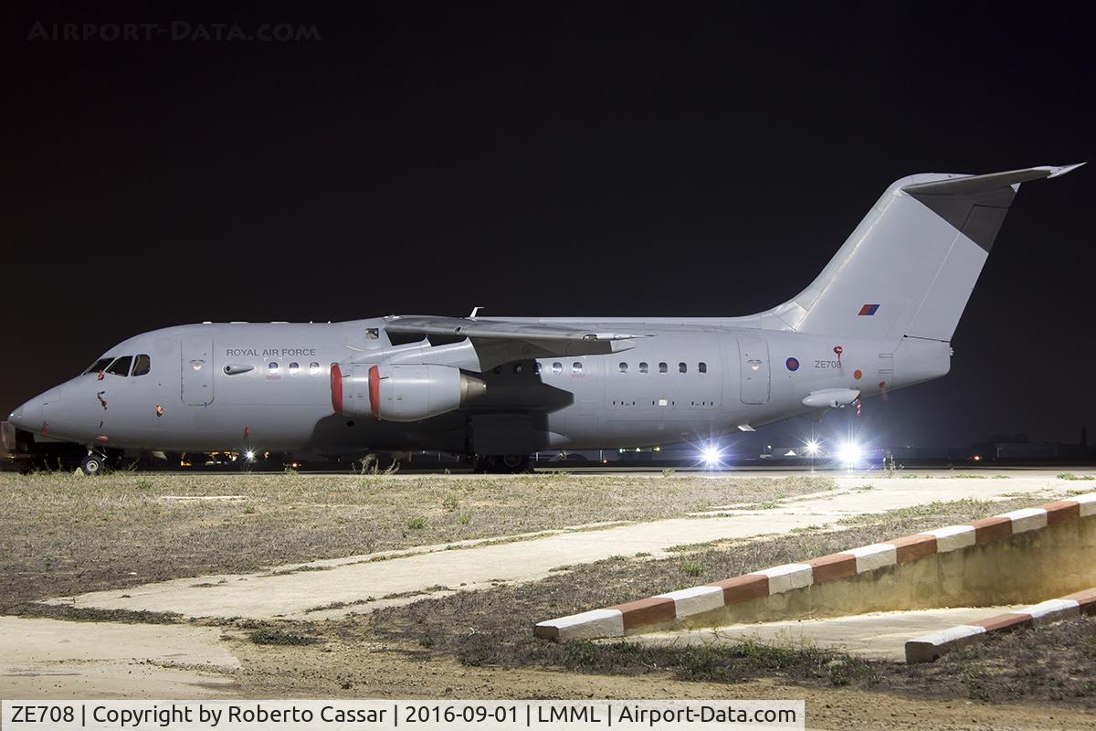 ZE708, 1993 British Aerospace BAe.146-200QC C.3 Quick Change C/N E2211, Park 4