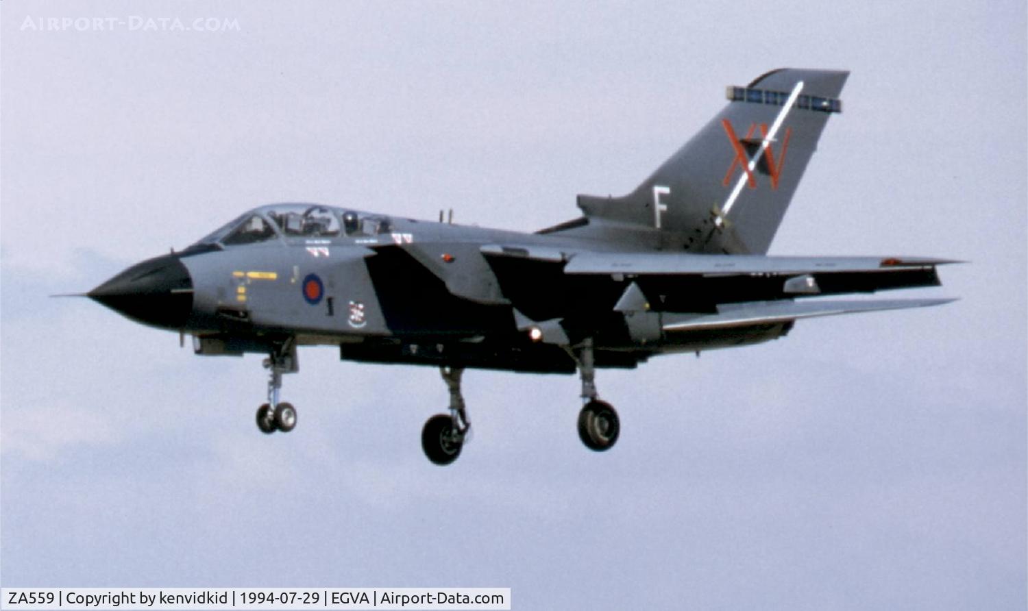 ZA559, 1981 Panavia 081/BS023/3043 C/N 081/BS023/3043, Royal Air Force arriving at RIAT.