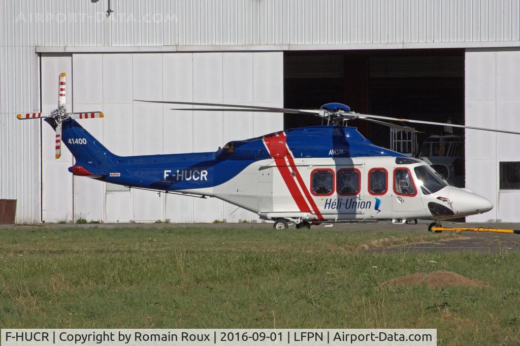 F-HUCR, 2015 AgustaWestland AW-139 C/N 41400, Parked