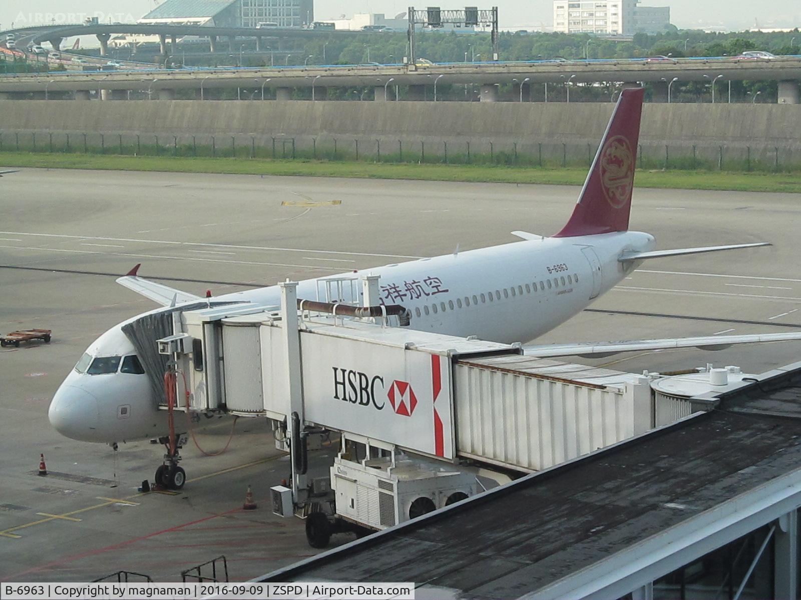 B-6963, 2012 Airbus A320-214 C/N 5455, on stand at PVG