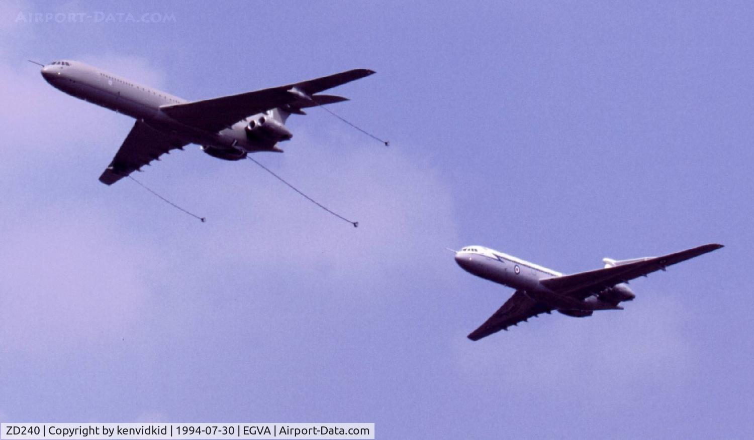 ZD240, 1967 Vickers Super VC10 K.4 C/N 862, Royal Air Force demonstrating at RIAT.