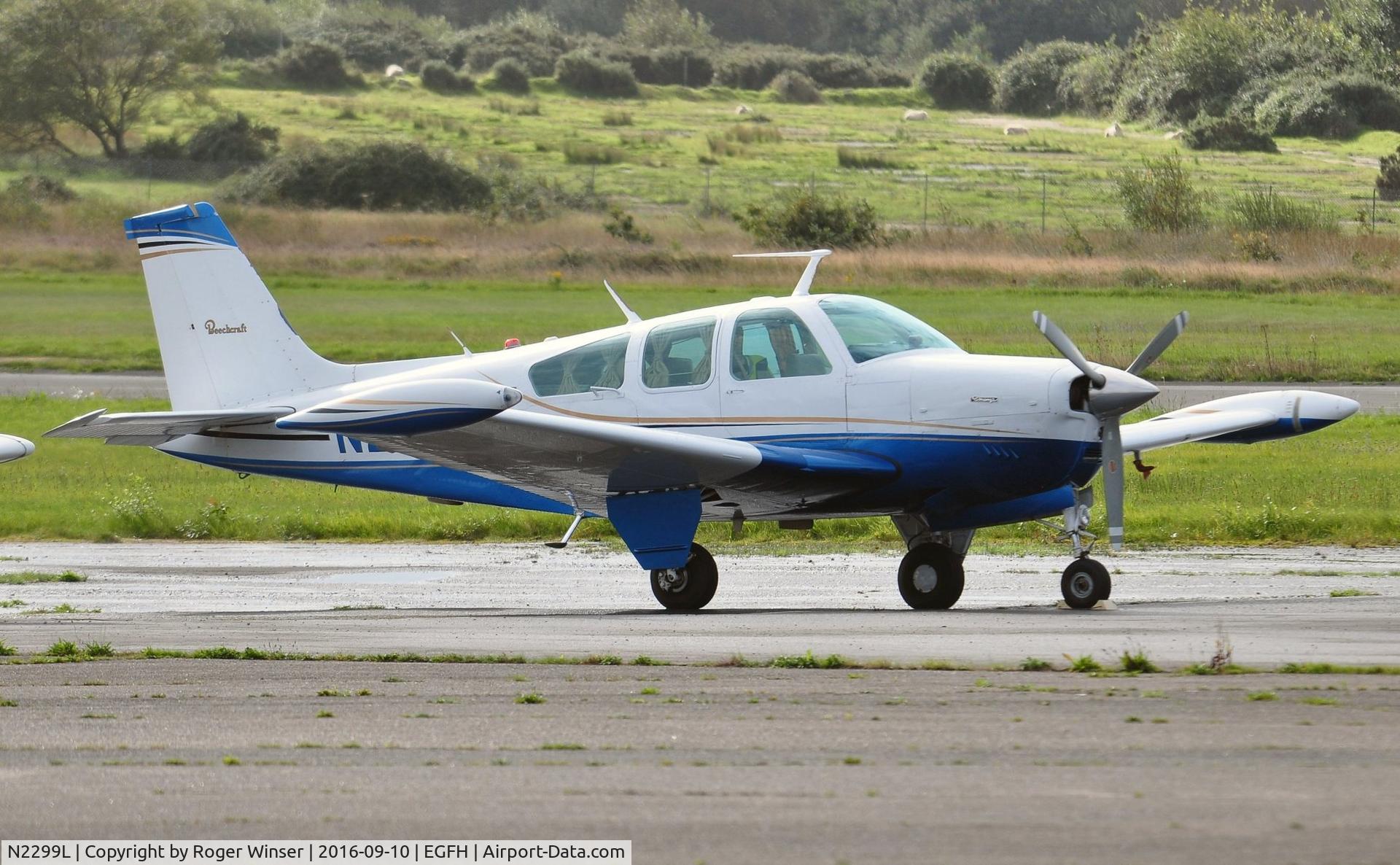 N2299L, 1976 Beech F33A Bonanza C/N CE-677, Visiting Bonanza.
