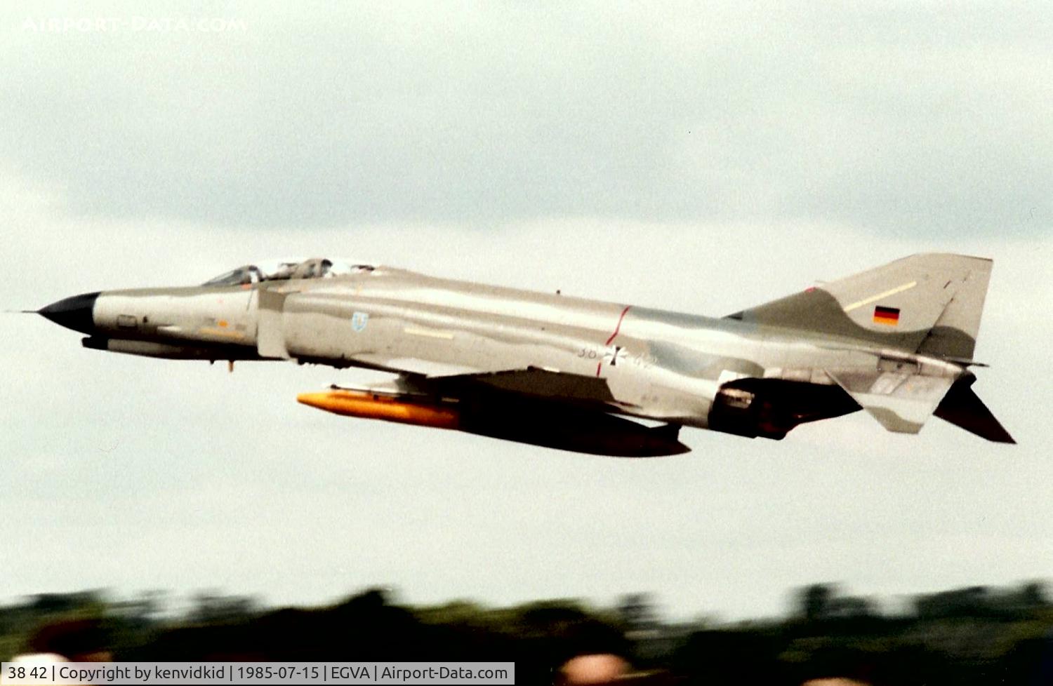 38 42, 1972 McDonnell Douglas F-4F Phantom II C/N 4731, German Air Force departing IAT.