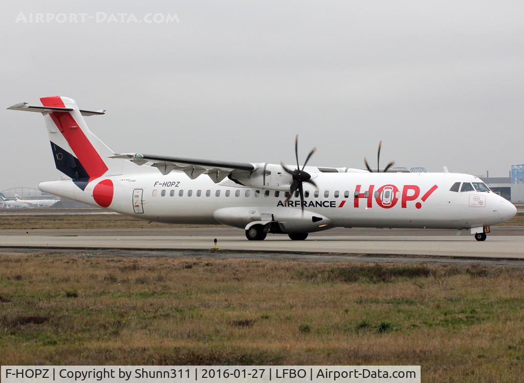 F-HOPZ, 2015 ATR 72-600 (72-212A) C/N 1265, Taxiing holding point rwy 14L for departure...