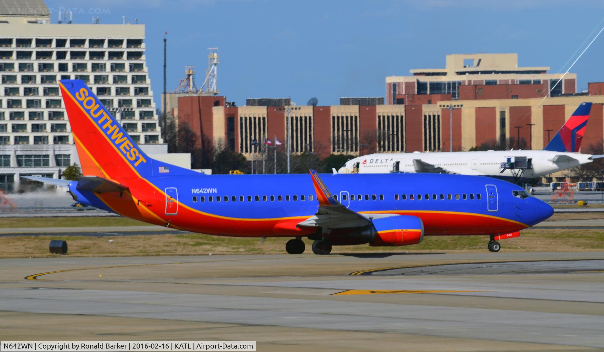 N642WN, 1997 Boeing 737-3H4 C/N 27715, Taxi Atlanta