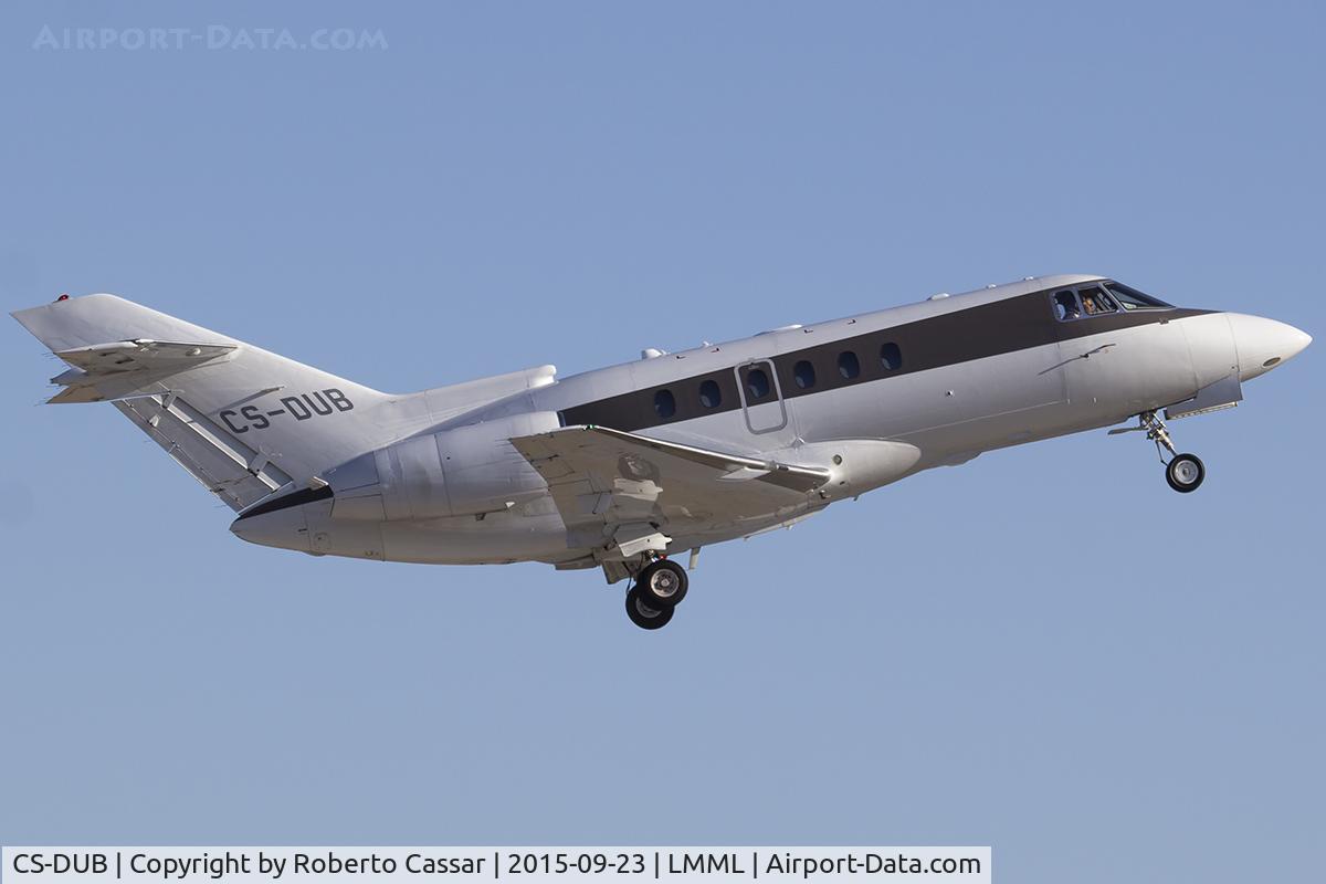 CS-DUB, 2008 Raytheon Hawker 750 C/N HB-0005, Runway 23