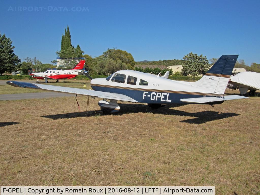 F-GPEL, Piper PA-28-161 Warrior II C/N 28-8216114, Parked