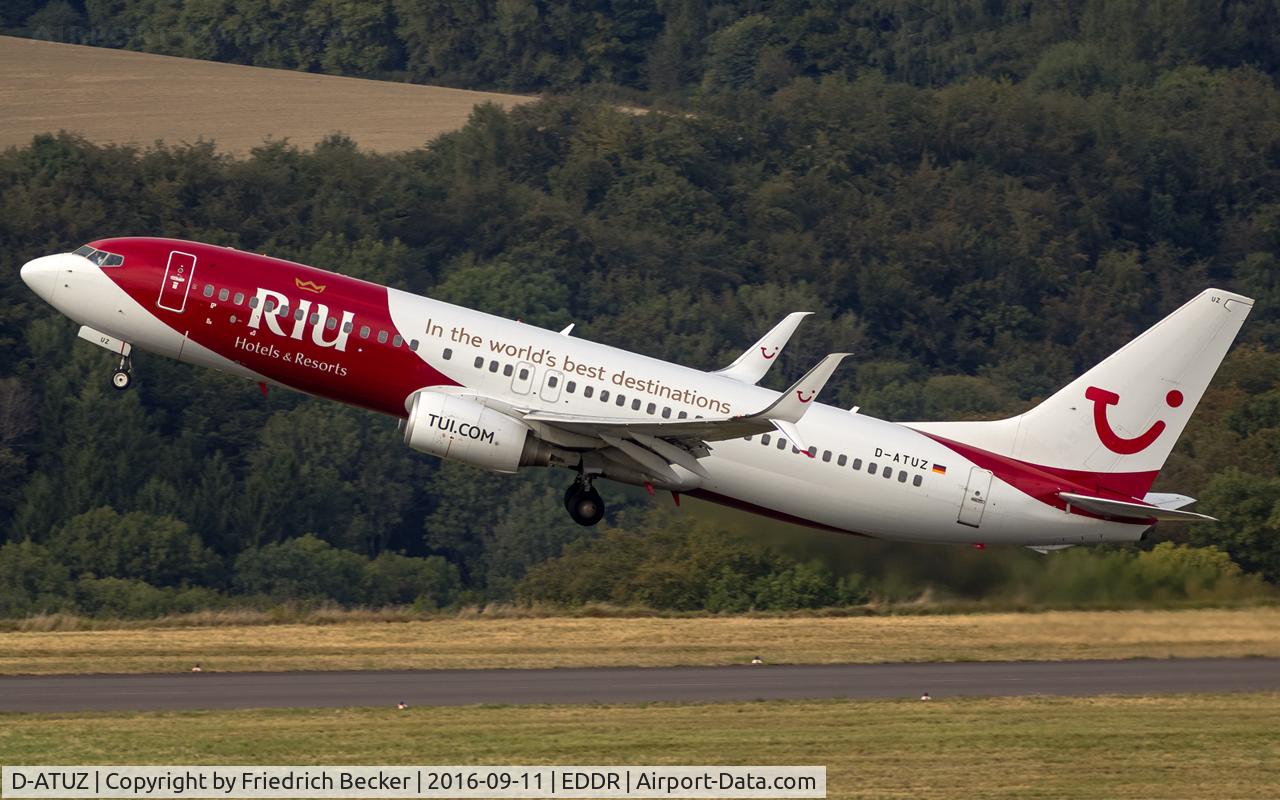 D-ATUZ, 2007 Boeing 737-8K5 C/N 34691, departure to Palma via RW27