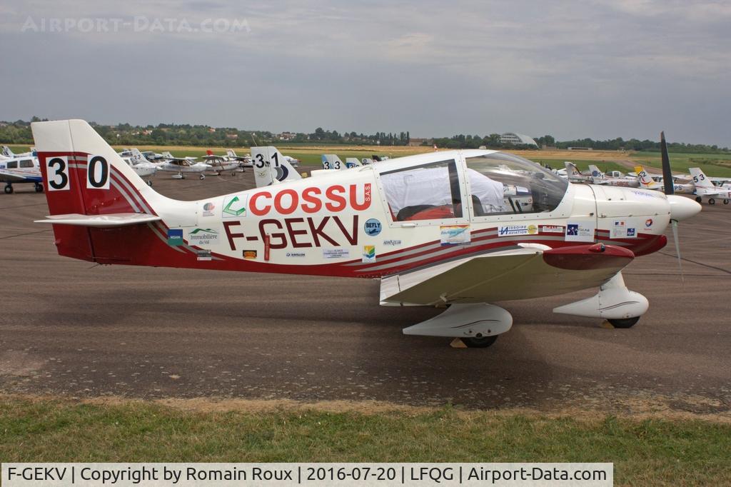 F-GEKV, Robin DR-400-120 C/N 1746, Parked
