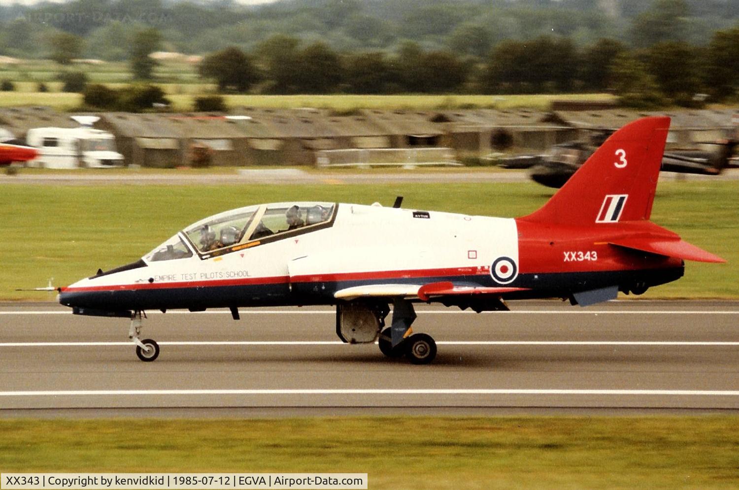 XX343, 1981 Hawker Siddeley Hawk T.1 C/N 192/312167, Empire Test Pilot's School arriving at IAT.