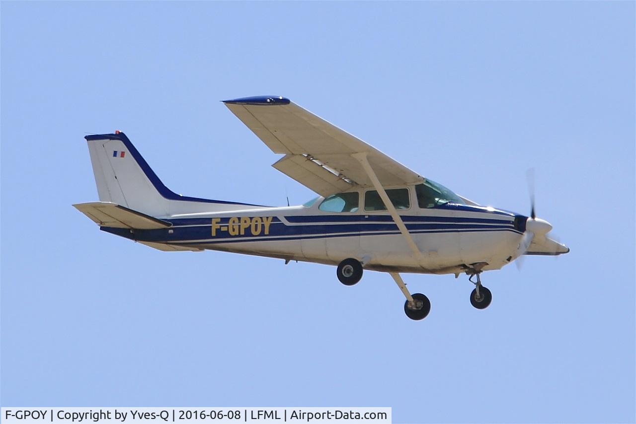 F-GPOY, Cessna 172N C/N 17273327, Cessna 172N Skyhawk, Short approach Rwy 31L, Marseille-Provence Airport (LFML-MRS)
