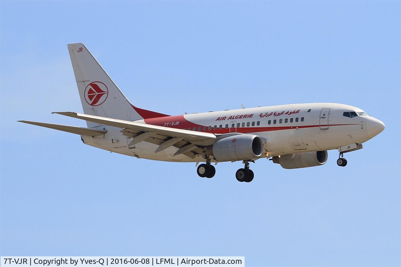 7T-VJR, 2002 Boeing 737-6D6 C/N 30545, Boeing 737-6D6, Short approach rwy 31R, Marseille-Provence Airport (LFML-MRS)