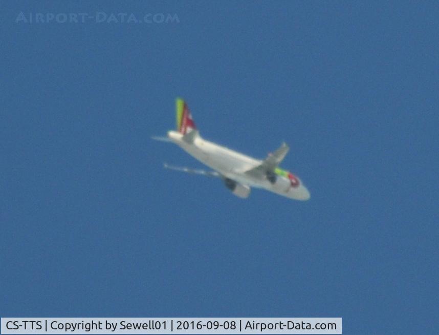 CS-TTS, 2002 Airbus A319-112 C/N 1765, Overhead Walton-on-Thames