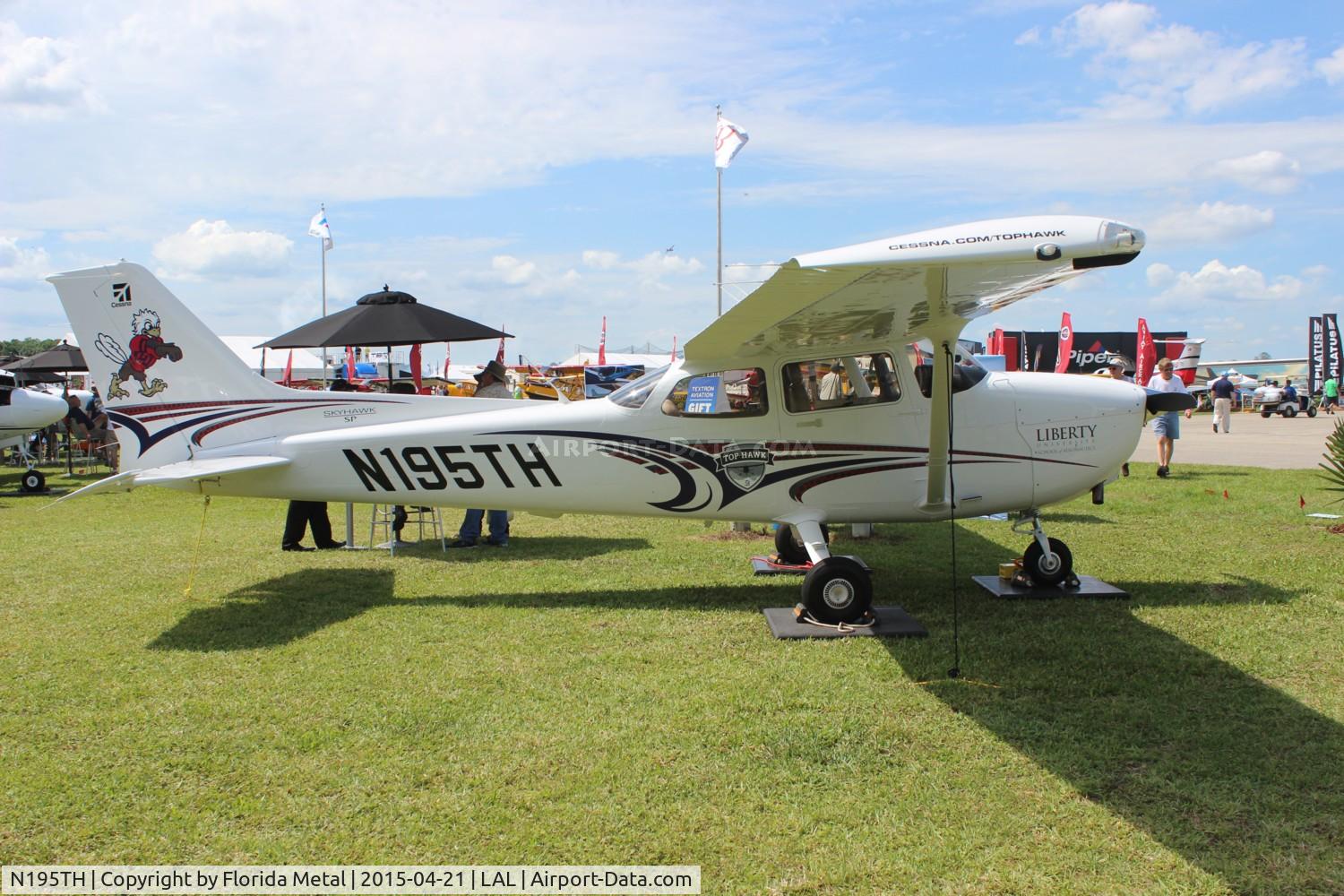 N195TH, 2015 Cessna 172S C/N 172S11553, Liberty University C172