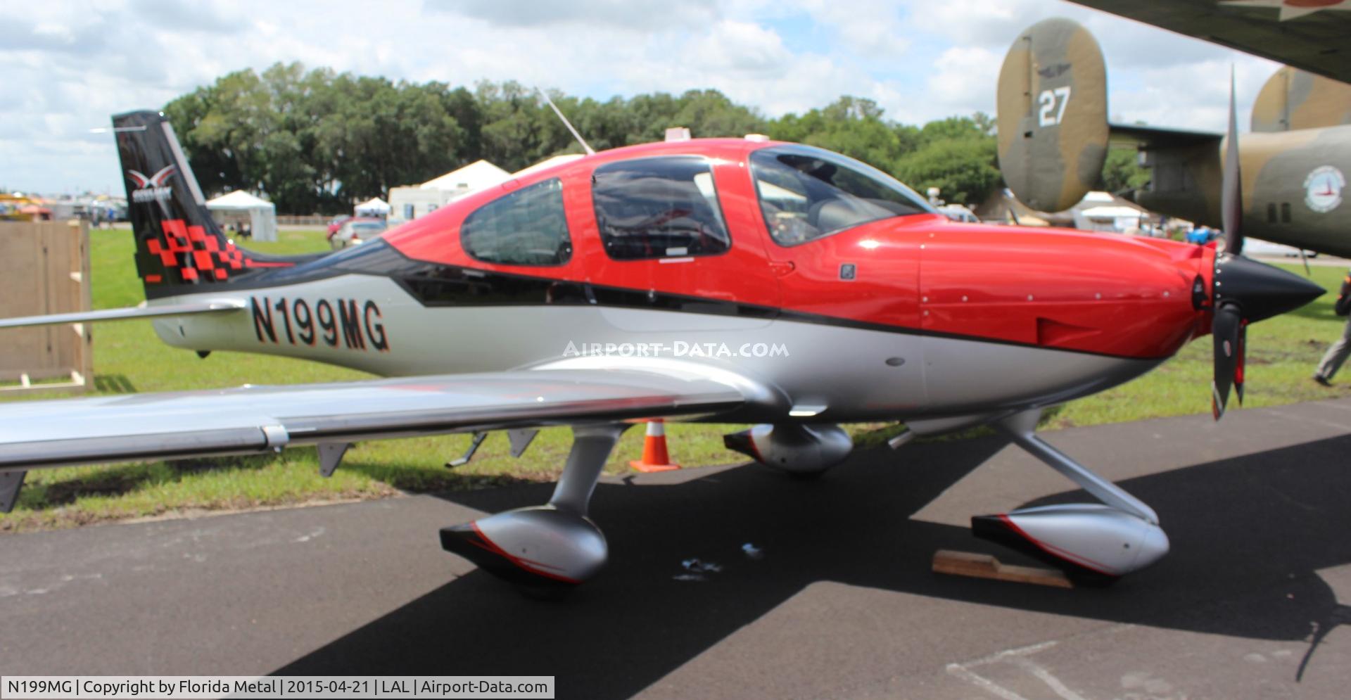 N199MG, 2014 Cirrus SR22T C/N 0707, New paint job the following year