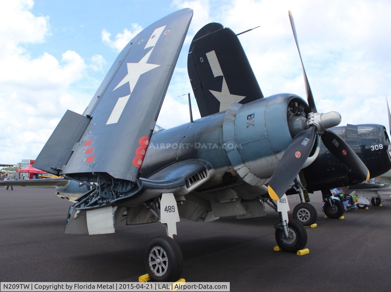 N209TW, Goodyear FG-1D Corsair C/N 3750, FG-1D Corsair