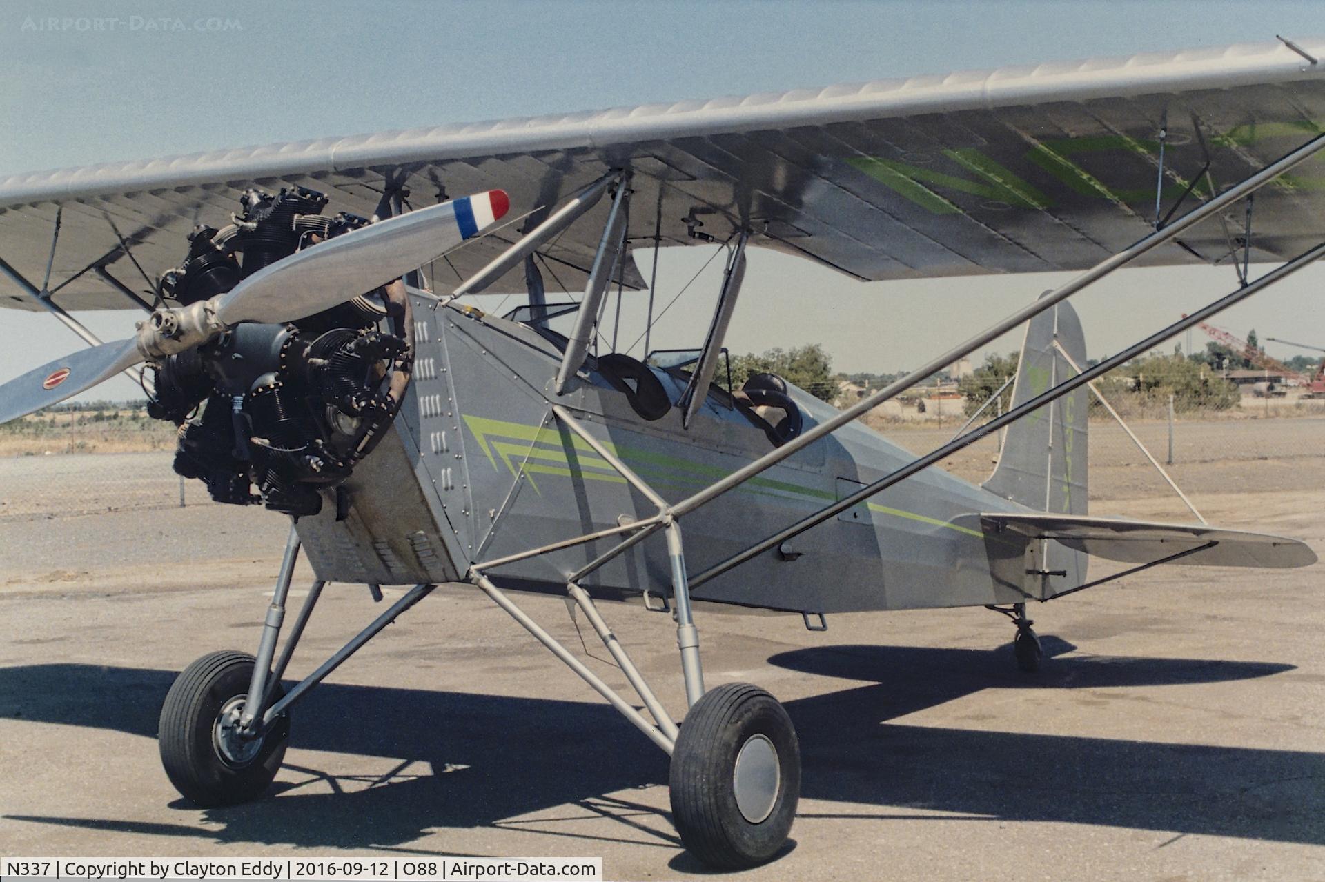 N337, 1928 Timm Collegiatem-150 C/N 101, Time at the old Rio Vista Airport in California.
