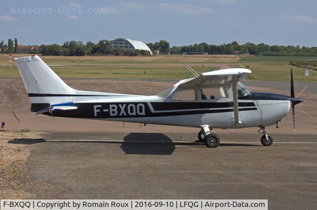 F-BXQQ, Reims F172M Skyhawk Skyhawk C/N 1434, Parked