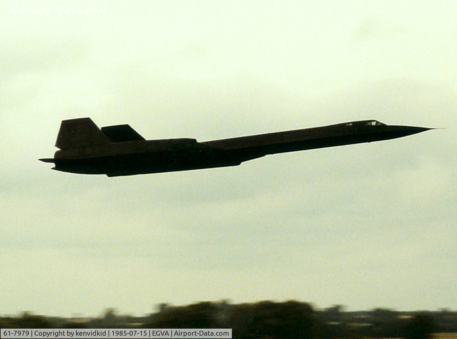 61-7979, Lockheed SR-71A Blackbird C/N 2030, US Air Force departing IAT.