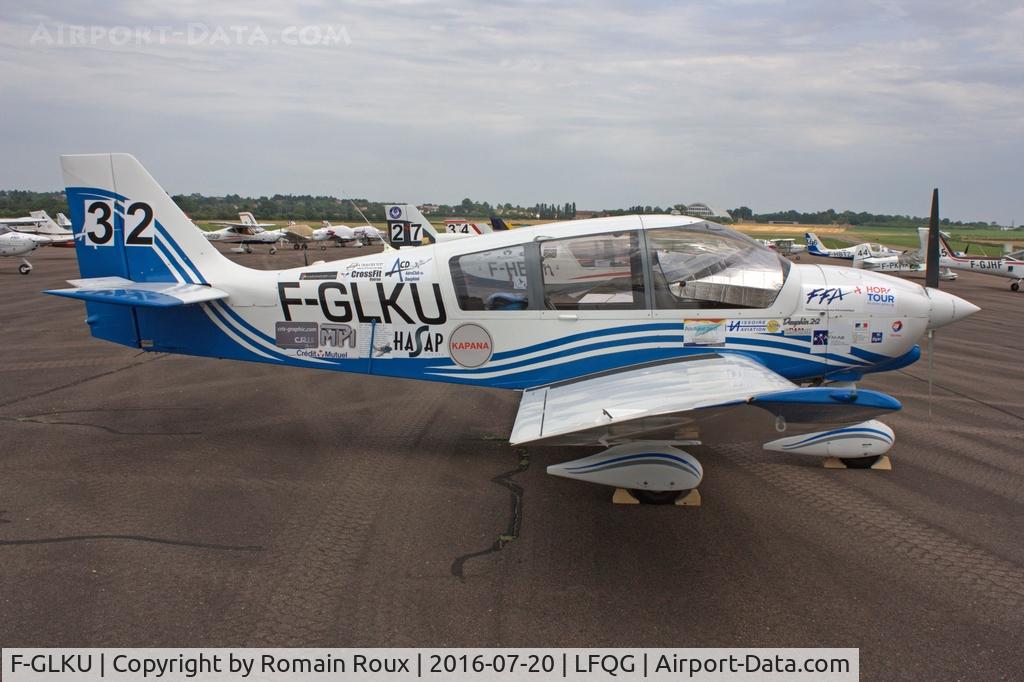 F-GLKU, Robin DR-400-120 C/N 2140, Parked