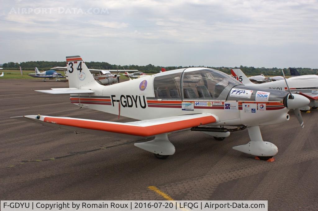 F-GDYU, Robin DR-400-120 C/N 1654, Parked