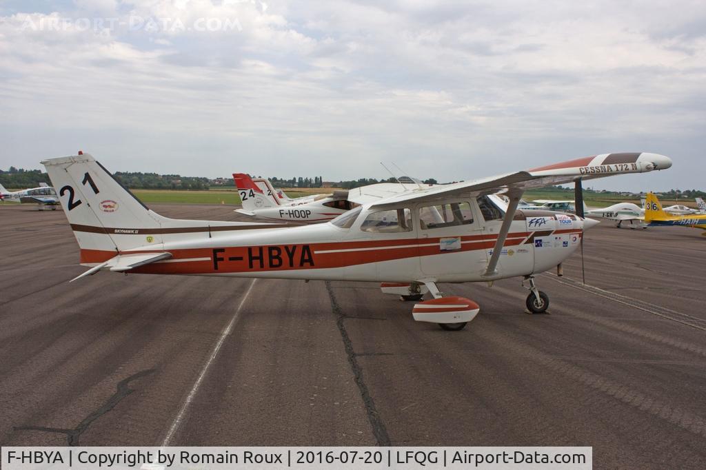 F-HBYA, 1979 Reims F172N Skyhawk C/N 1855, Parked