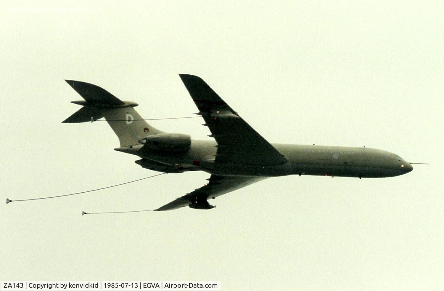 ZA143, Vickers VC10 K.2 C/N 813, Royal Air force fly-by at IAT
