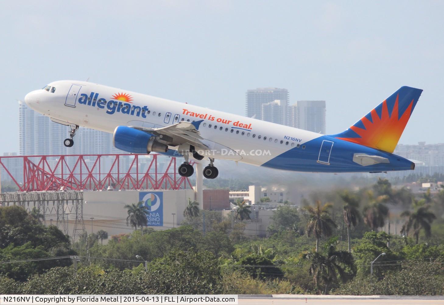 N216NV, 2000 Airbus A320-214 C/N 1318, Allegiant