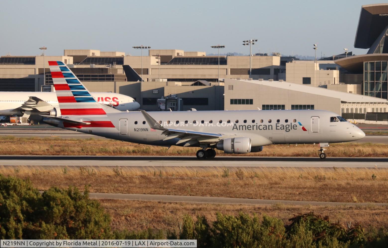 N219NN, 2015 Embraer 175LR (ERJ-170-200LR) C/N 17000522, American Eagle