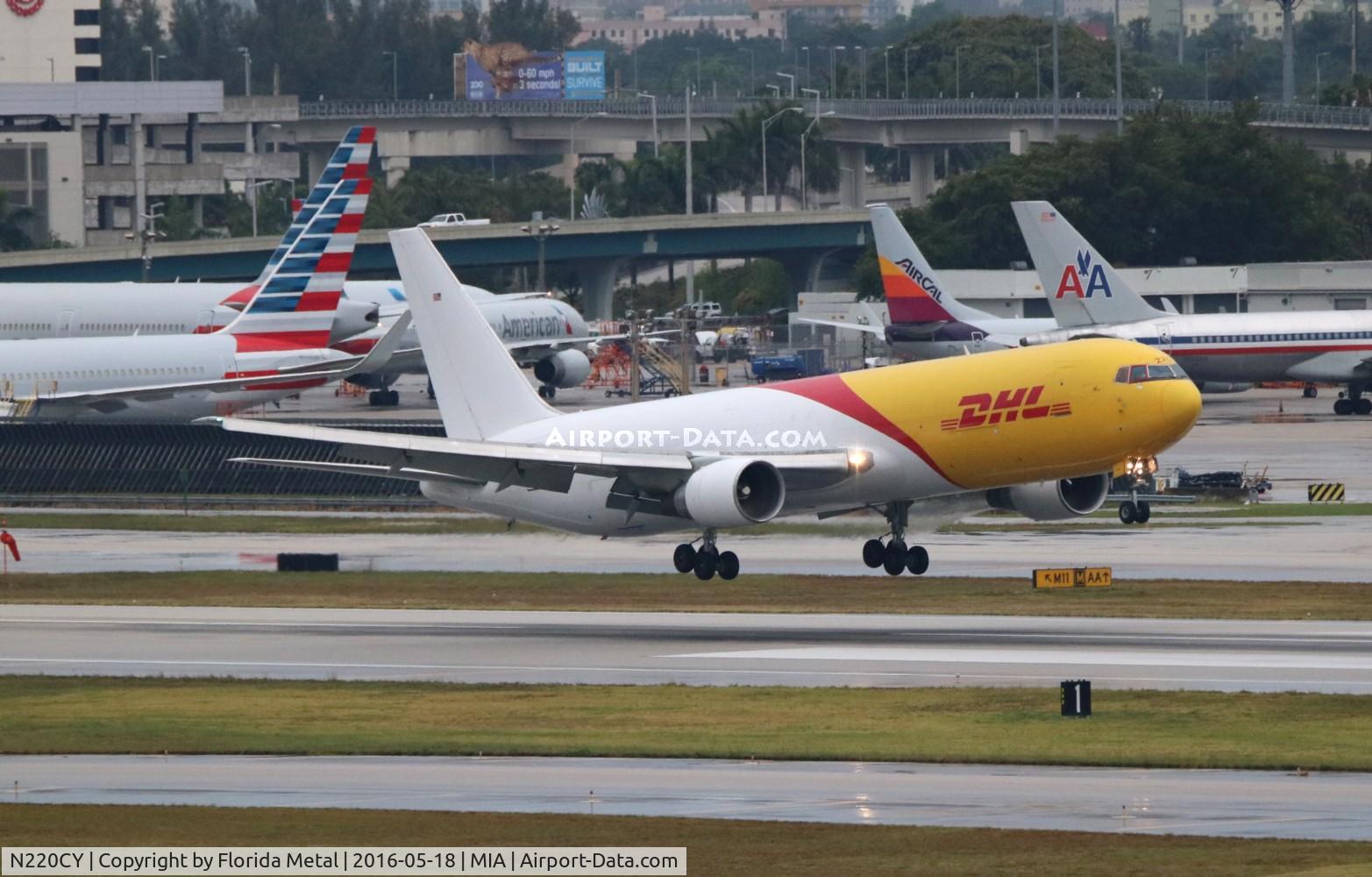 N220CY, 1991 Boeing 767-383/ER C/N 24729, DHL 767-300