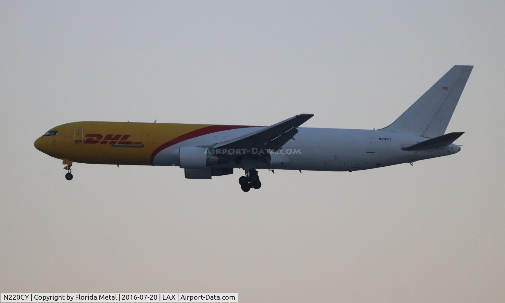 N220CY, 1991 Boeing 767-383/ER C/N 24729, DHL 767-300
